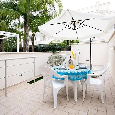 Semesterbostad La Perla Gallipolli